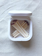 CAJA CON CERILLAS